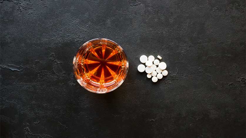 How Soon Can You Drink Alcohol After Taking Oxycodone?